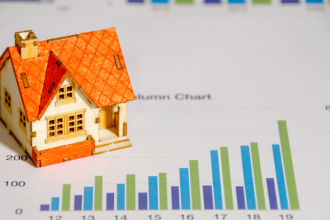 Alex Nabuco dos Santos explica quais métricas ajudam a prever oportunidades no mercado imobiliário.